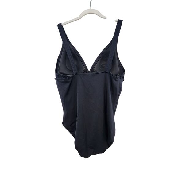 New NWOT Lands End 1 Piece Slimming Tummy Control Swimsuit Size 16 Black - Picture 3 of 9